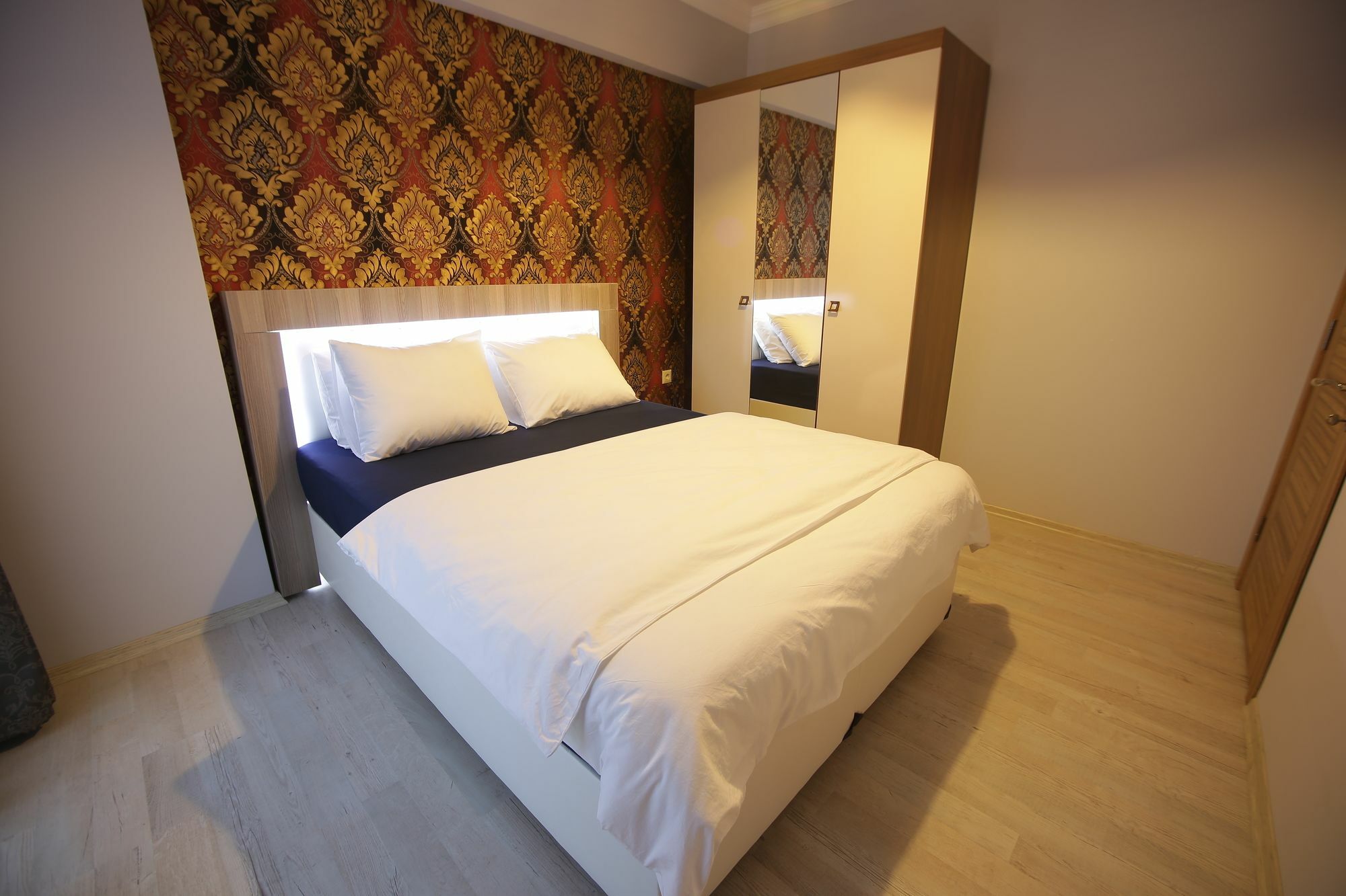Central Vip Apartments Trabzon Bagian luar foto